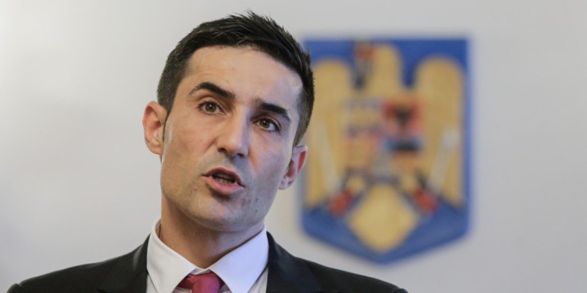 Manda îl atacă pe Bolojan: „E timpul să plecați”