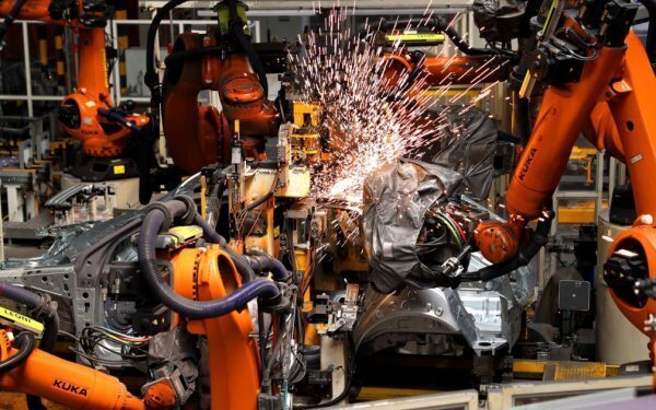 Roboții Chinei: Armata tăcută ce înlocuiește milioane de angajați