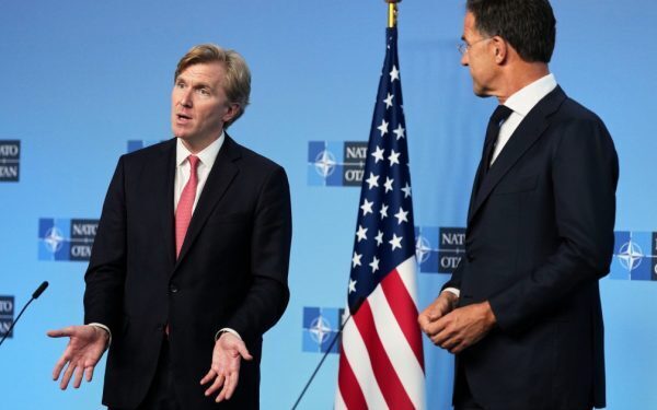 SUA la NATO: Angajament ferm, dar probleme de rezolvat