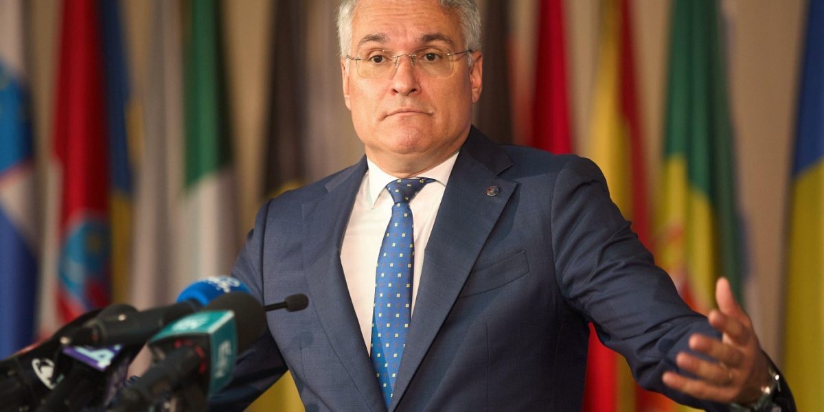 Pîslaru-bombă: Nicușor Dan să retrimită legea. PNRR în pericol