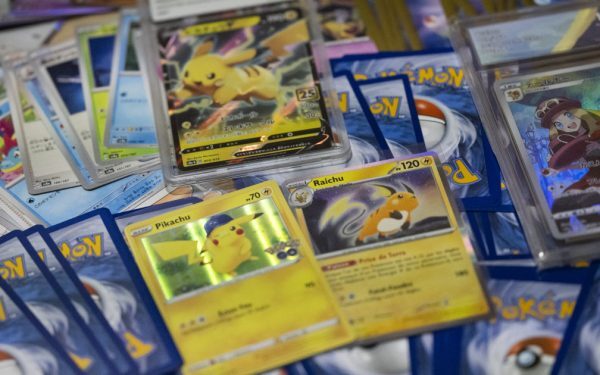 Jaf spectaculos în Franța: sute de cartonașe Pokemon, furate