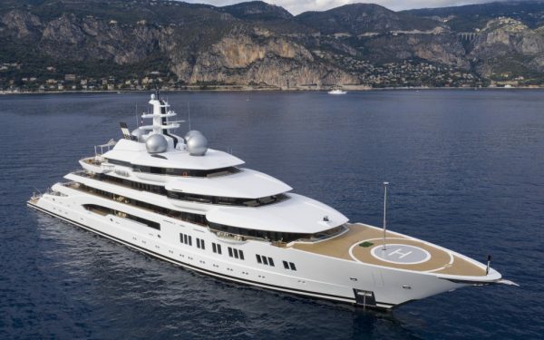 Amadea, de la oligarh rus la miliardar din Dubai: Cât a costat și ce urmează
