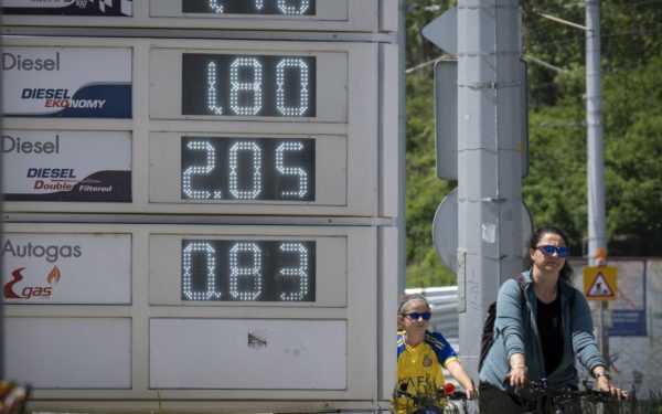 Prețuri combustibil Bulgaria: Scăderi majore în lunile următoare