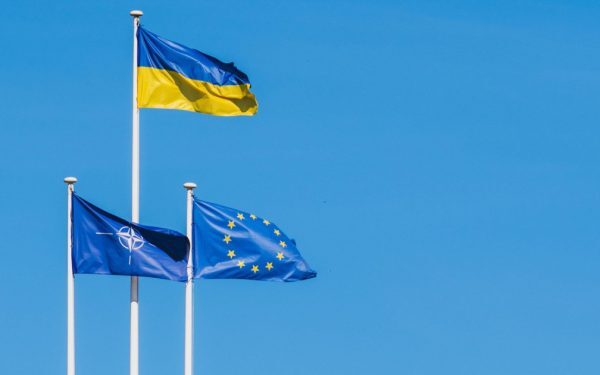 Ucrainenii vor UE și NATO tot mai puțin