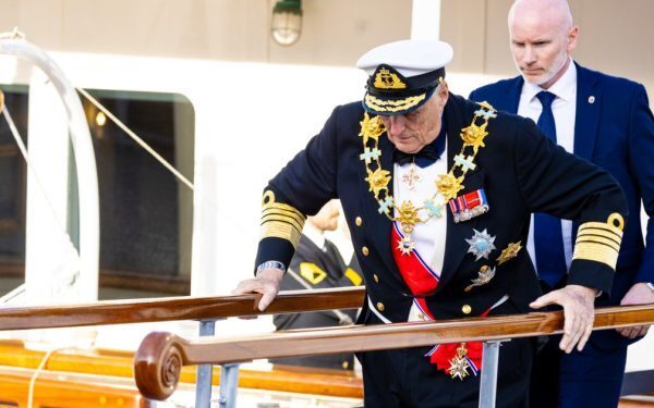 Regele NORVEGIEI, Harald, în stare gravă. Familia regală, premierul, în alertă