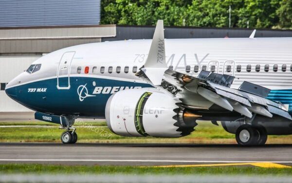 SUA inspectează 2000 de Boeing 737 Max pentru fisuri la fuselaj