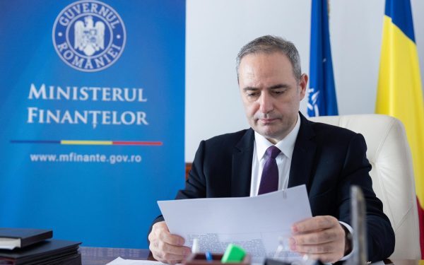 Moody’s menține România la Baa3, dar atenționează