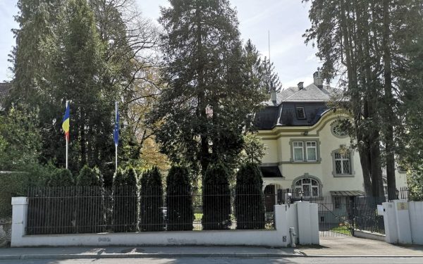 Atac cu foc la Ambasada României din Elveția. MAE confirmă