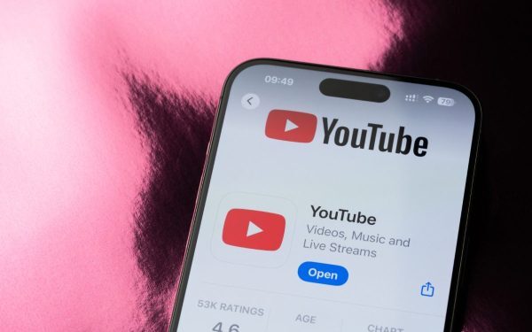 YouTube înăsprește regulile pentru creatorii noi