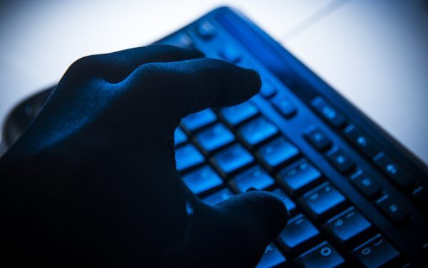 ANCPI: Oracle furnizează bazele, securitatea e pe cont propriu