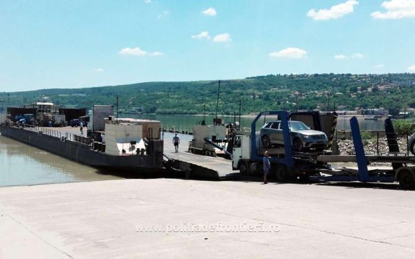 Dunărea Secată Blochează Bacul Călărași – Ostrov