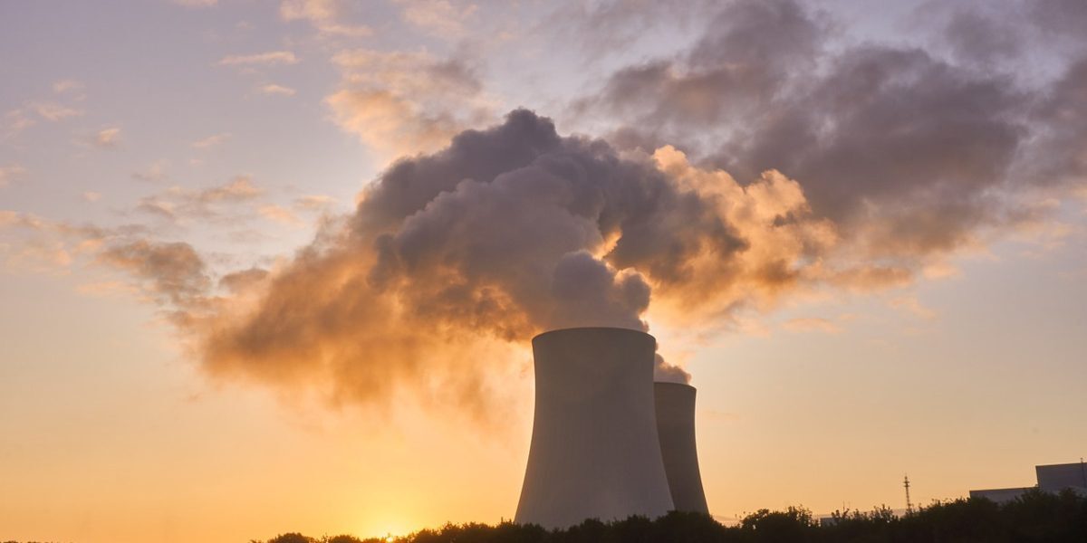 Spania amână pentru 2030 închiderea centralei nucleare gigant