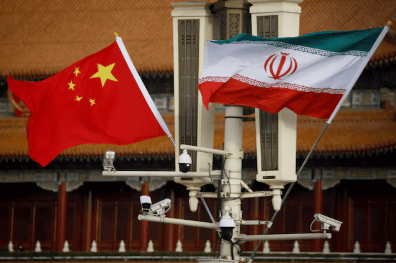 SUA dă lovitura economică Iranului. China, în fața unui ultimatum Beijing”