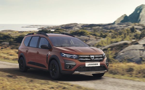 Dacia Jogger: Ce iei la camping și ce te limitează
