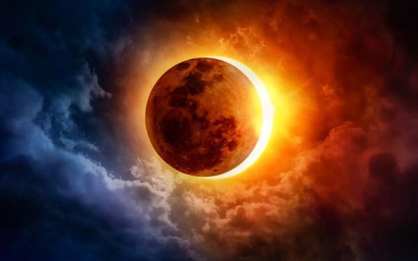 Eclipsea din 12 aug 2026: Interzis! Ce riști