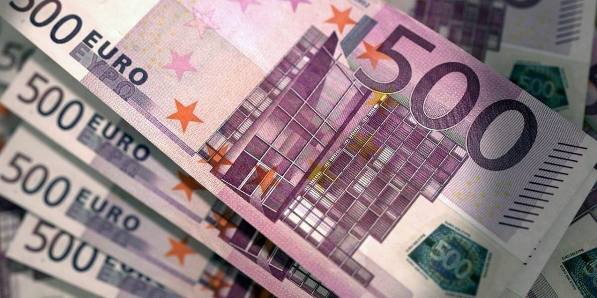 Spitalul Suceava plătește avocați 100 euro/oră din cauza conflictelor interne
