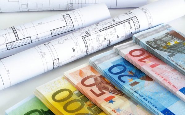 Diaspora: 200.000 EUR pentru români, program guvernamental aprobat