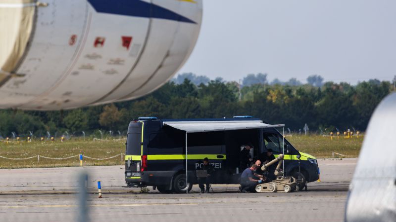 Germania: Drone cu explozibili, amenințare nouă la aeroporturi
