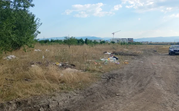Sibiu: Gunoi ilegal pe locul noului spital județean