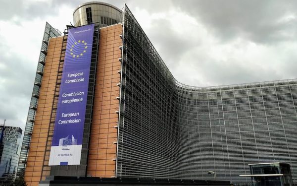 CE CE AVERTizează România după legea decarbonizării