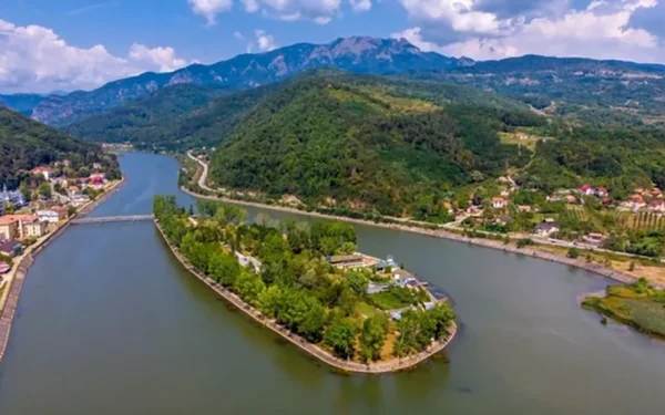 Insula sacra din România a fost ridicată: Salvarea unui lăcaș de 500 de ani