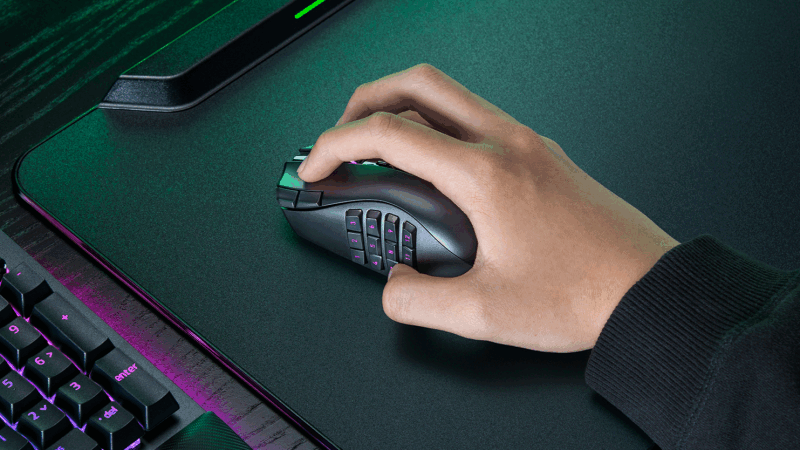 Razer Naga V3 Pro: Mouse-ul cu 23 de butoane și 280h autonomie