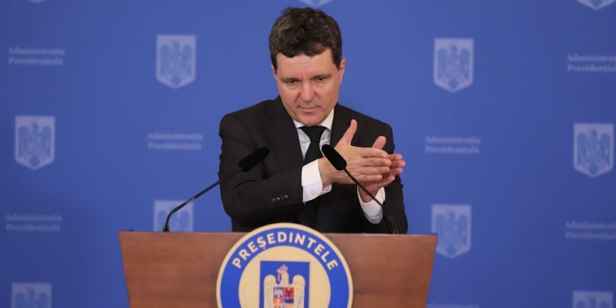 Președinte-jucător sau președinte moale: ce contează