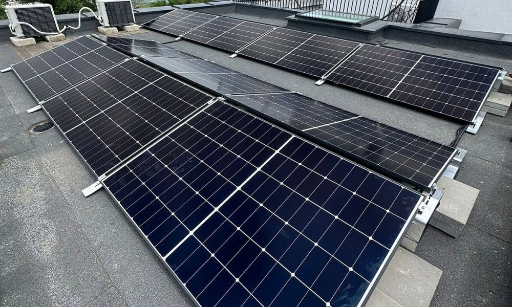 Panouri fotovoltaice: Bolojan impune stocare, nu injecție brută
