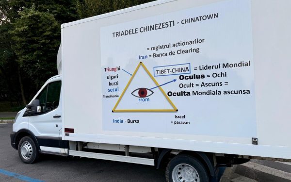 Conspirații despre Zelenski și China, pe dube în București. Cine le-a afișat