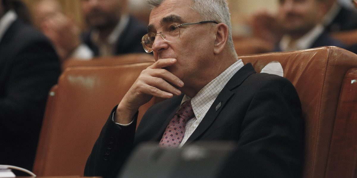 AUR: Nicușor Dan minte! Peiu, acuzații grave la primar