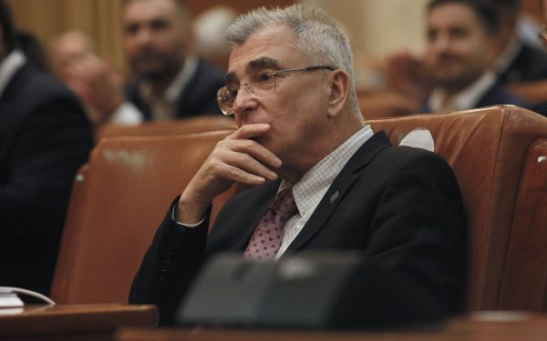 AUR: Nicușor Dan minte! Peiu, acuzații grave la primar