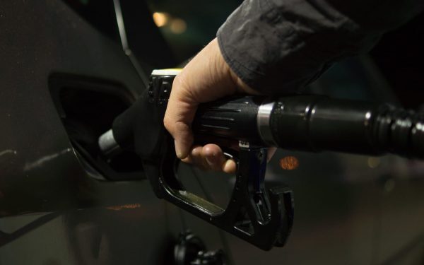 Motorina mai ieftină: 20% reducere la acciză