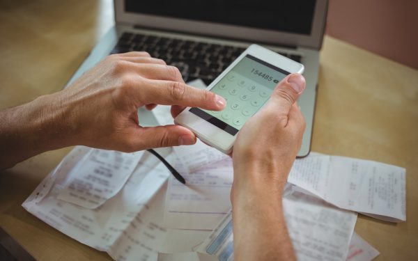 Facturi mai mari la energie din toamnă: ce ne așteaptă iarna
