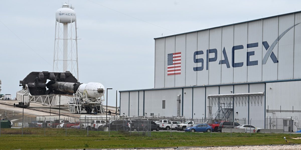 SpaceX dă lovitura: 100 mld $ pentru o bază de lansare în Louisiana