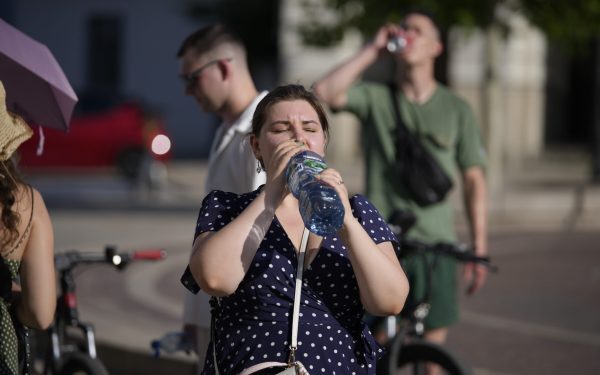 România, 150 de recorduri de căldură într-o săptămână. Zone fierbinți