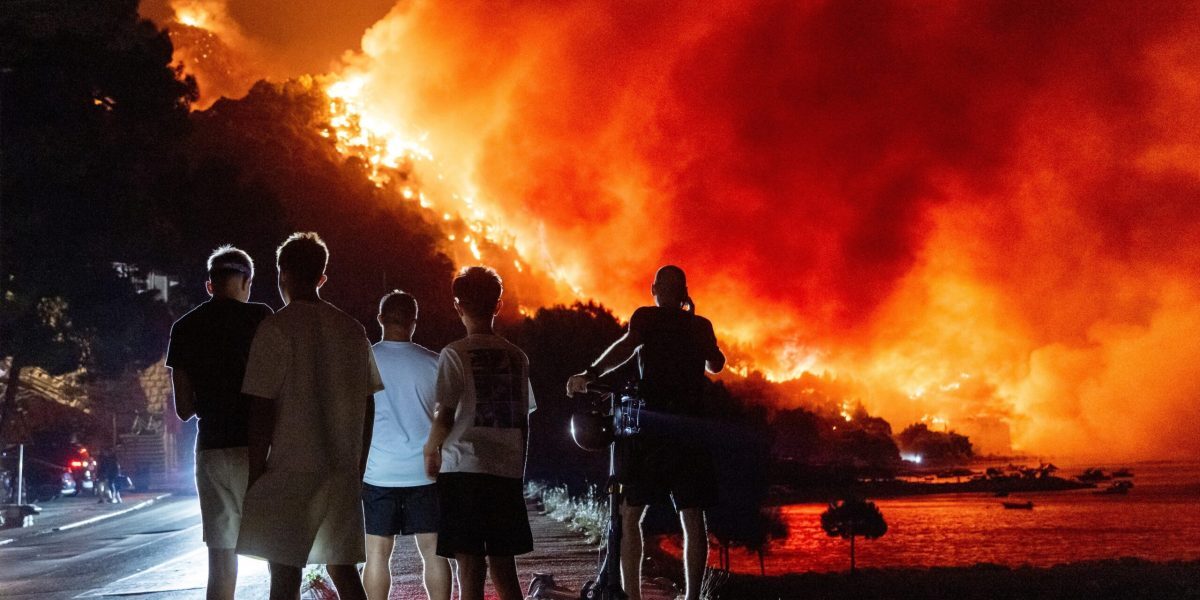 Croația arde: Atenție la incendii pe coasta Adriaticii