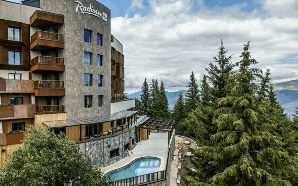 Radisson Blu Cota 1400: Sinaia, noul hotel internațional pe Valea Prahovei