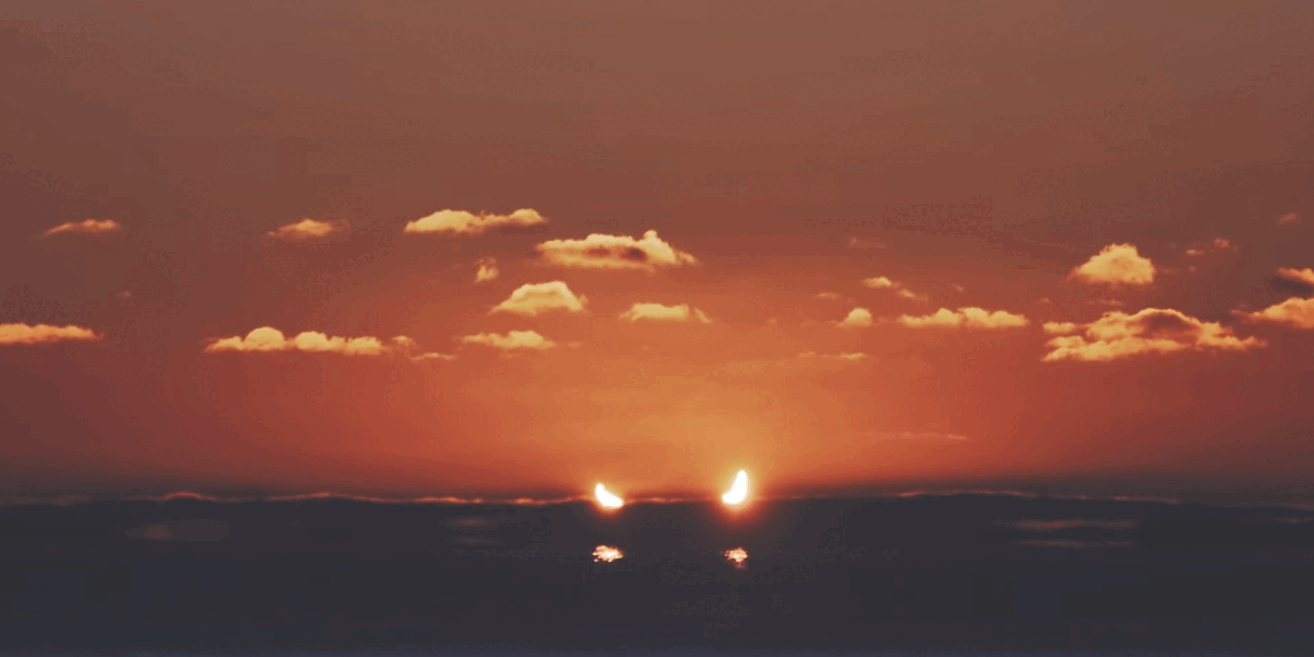 Eclipsă solară în Alaska: Spectacol pe cer