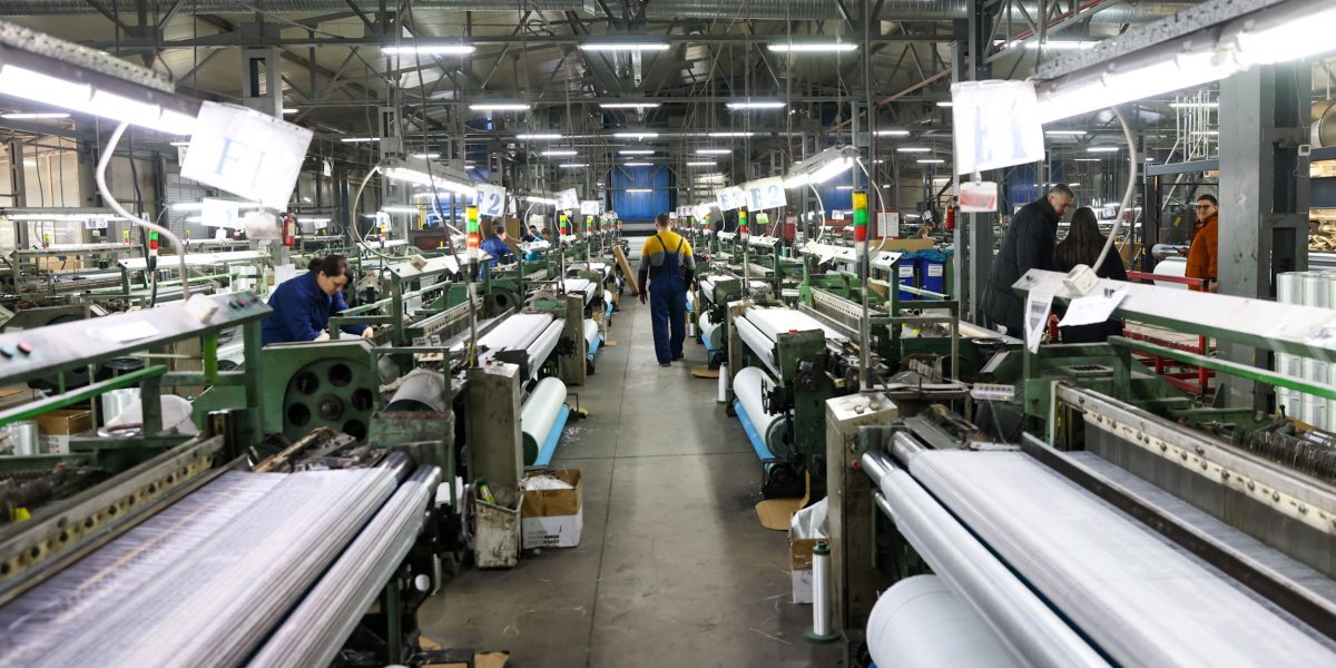 Roca Industry, blocată în afacerea cu Workshop Doors