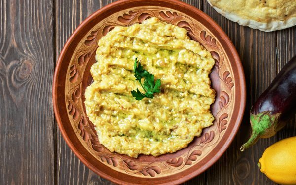 Salata de vinete cu mai puține calorii decât maioneza