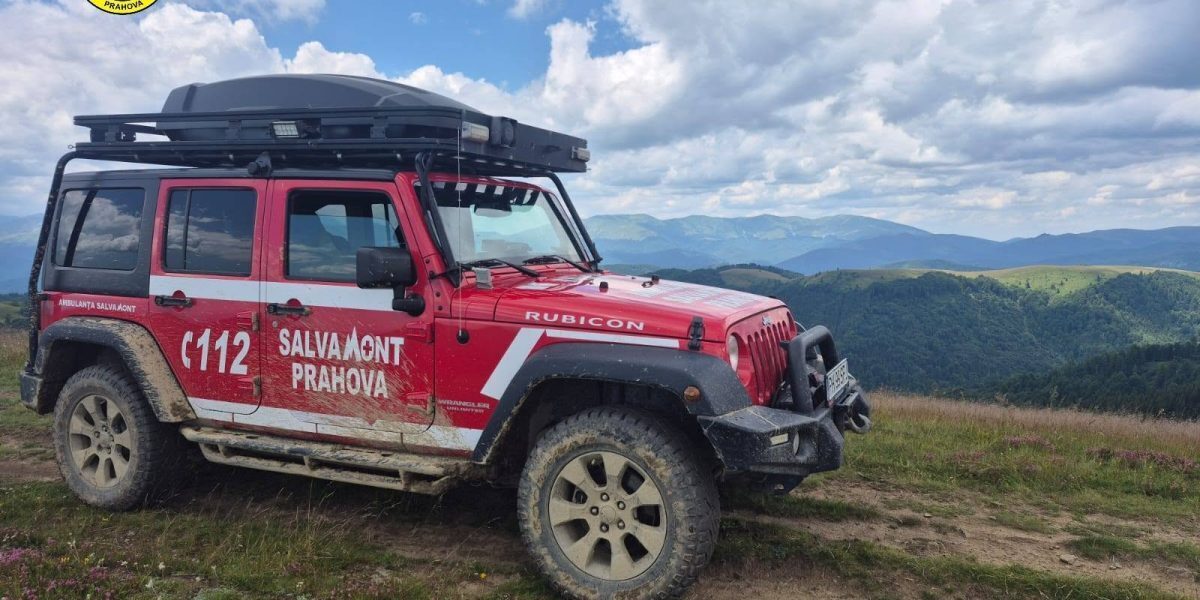 Bucegi: Tineri din Brașov, recuperați cu elicopterul din munți