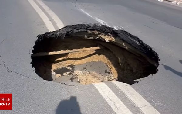 Carmen Șerban, în craterul din București: „Am crezut că mi s-a zdrobit mașina”