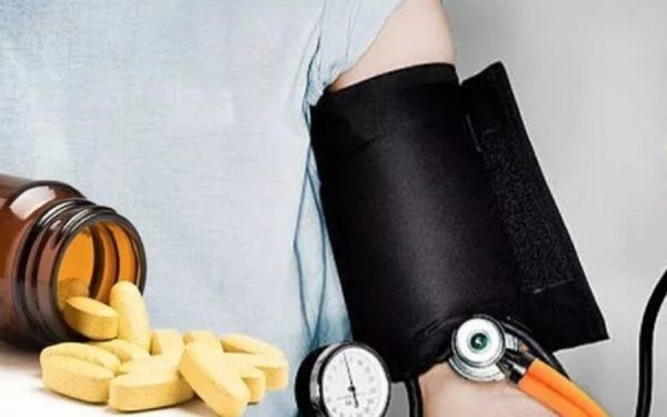 Medicamente comune: 5 care-ți cresc tensiunea pe furiș