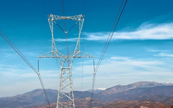 Transelectrica: Eroare tehnică, date distorsionate la producția de electricitate
