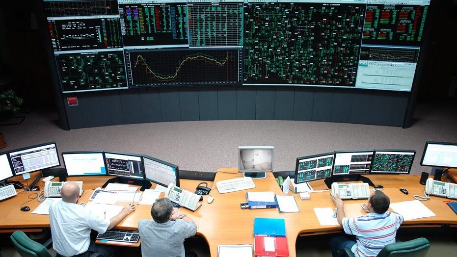 Guvernul deschide ușa la sute de posturi la Transelectrica, Transgaz, Hidroelectrica