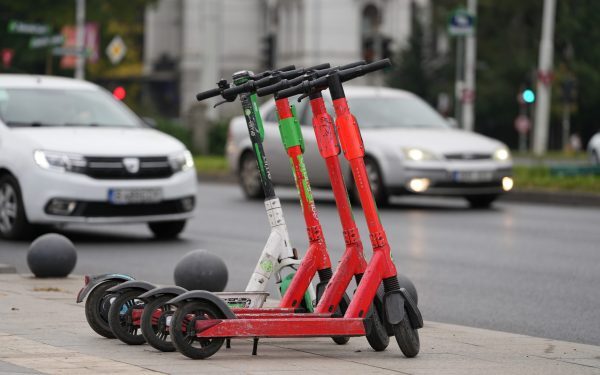 Trotinetele electrice, mai periculoase ca motoarele?