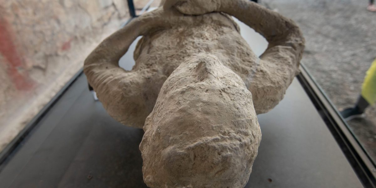 Pompeii: Erupție în august? Hainele groase de lână explică misterul