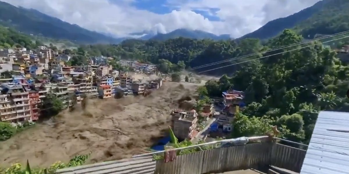Nepal-Tibet: Viitură devastatoare, peste 160 morți și sute dispăruți