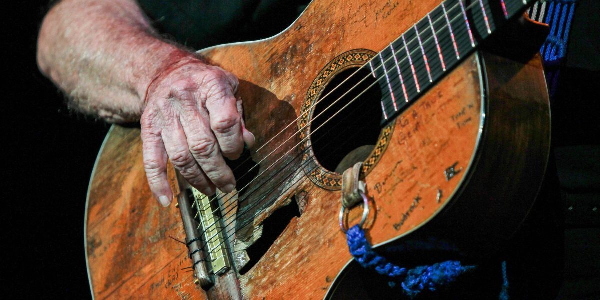 Muzica country: Istoria ei uluitoare, de la Africa la artiști uitați