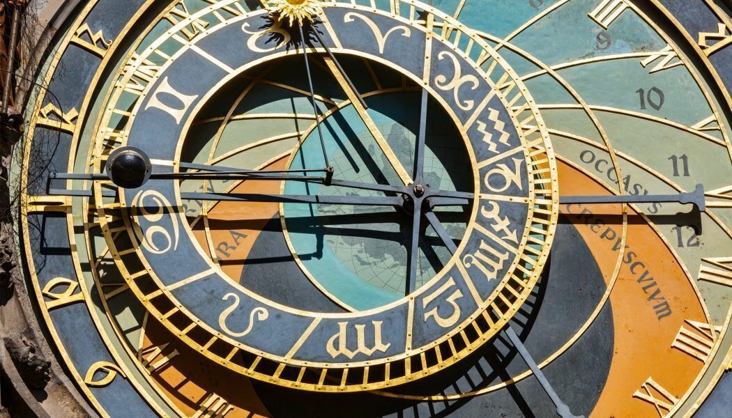 Patru zodii spre schimbări: Surprize, decizii și provocări astrale